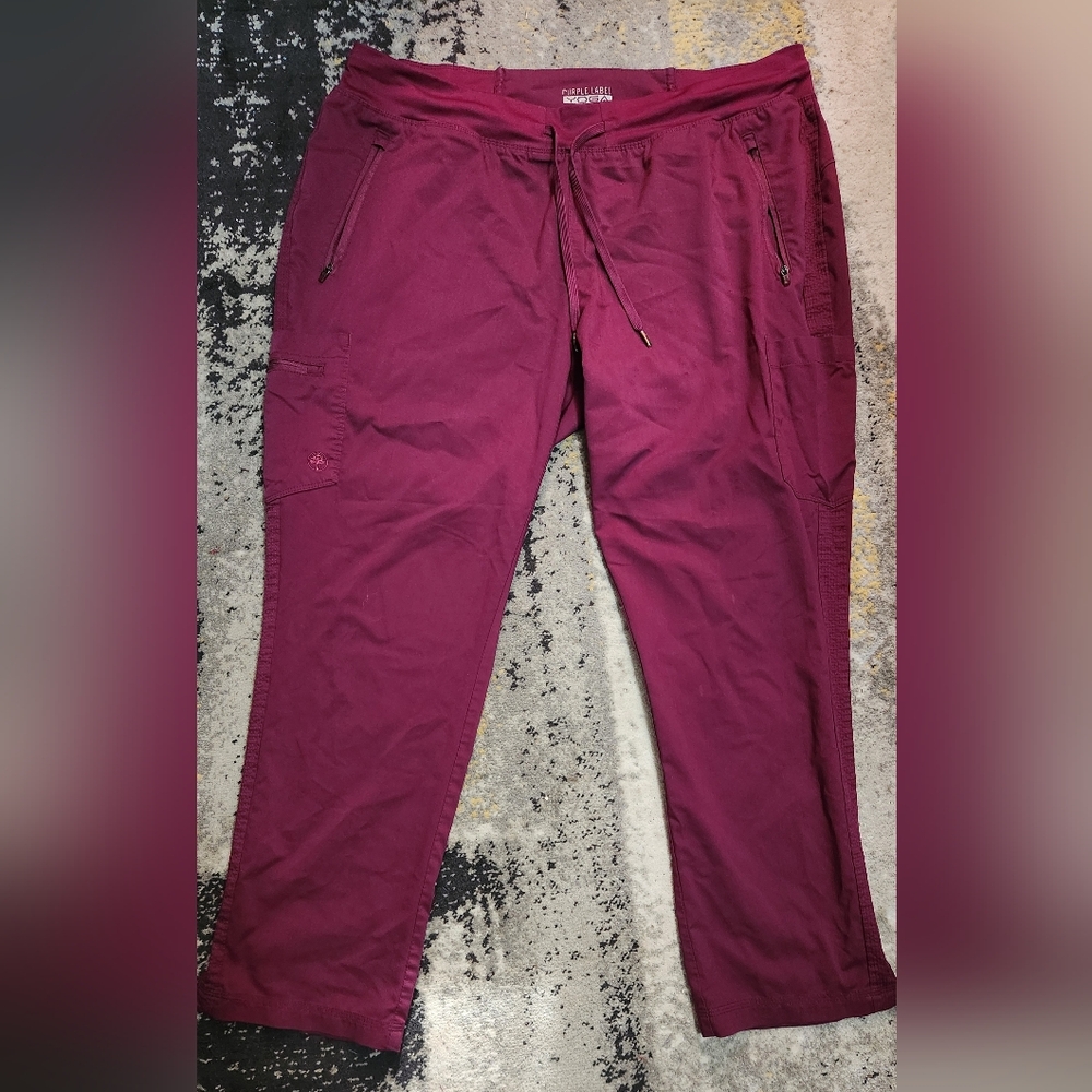 Burgundy Jogger Scrub Pants By Healing Hands
